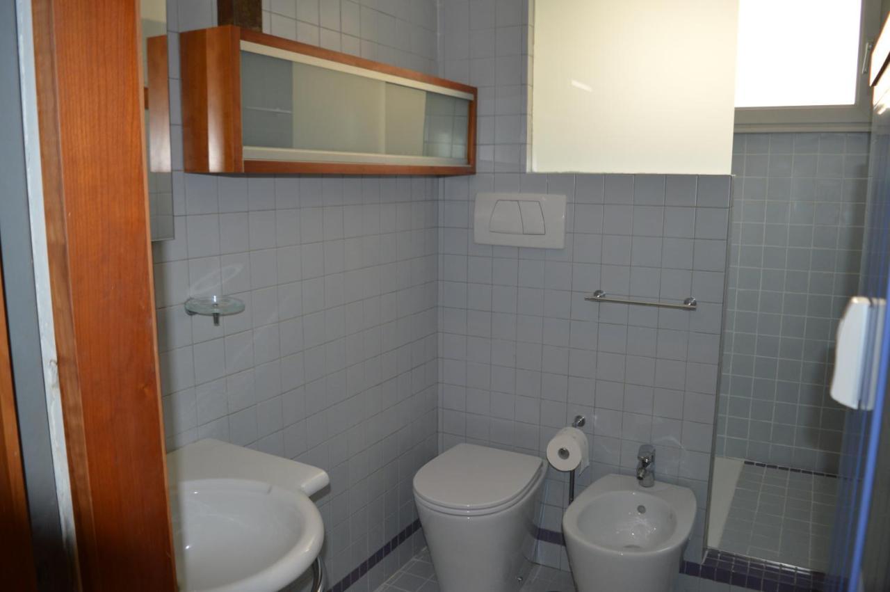 Domus B Corso Francia Apartment Рим Екстериор снимка